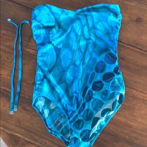 Classic Gottex one piece swimsuit